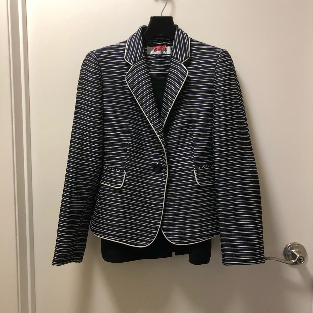 Rarely Worn Tahari Blue/White Skirt Suit, Size 2P